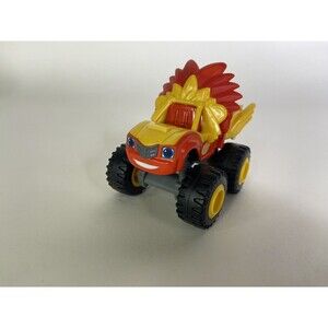 Blaze and the Monster Machines Lion Red Yellow Toy Truck Mattel DYN42